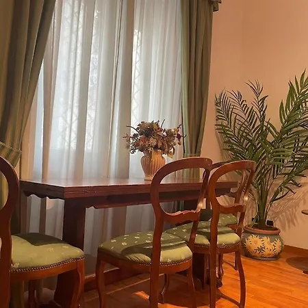 Interno 3 - Vatican Apartment
